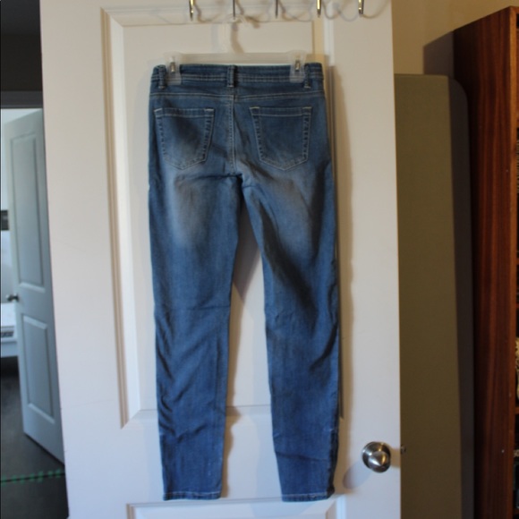 Rw&co light wash skinny boyfriend jeans size 27 - Picture 6 of 7